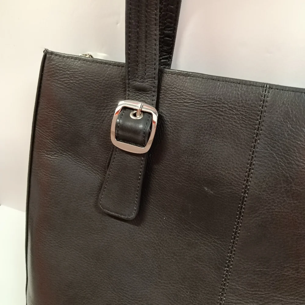 GUN TOTE'N MAMA'S Black Cowhide Leather Laptop Portfolio Tote/ Shoulder Bag